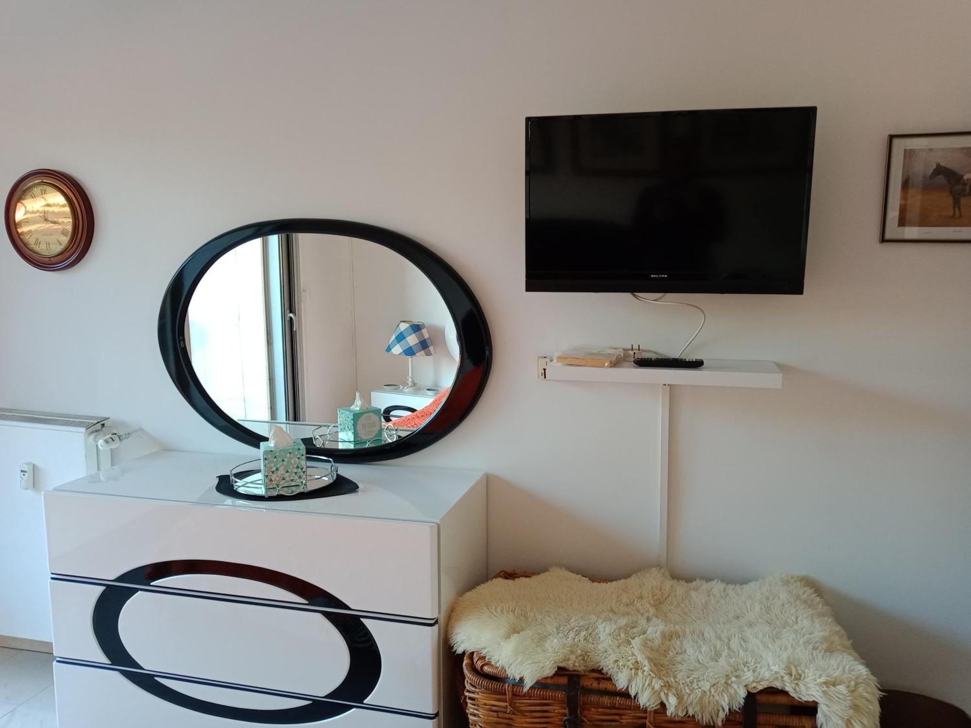 Appartement Au Calme Menton Exterior foto
